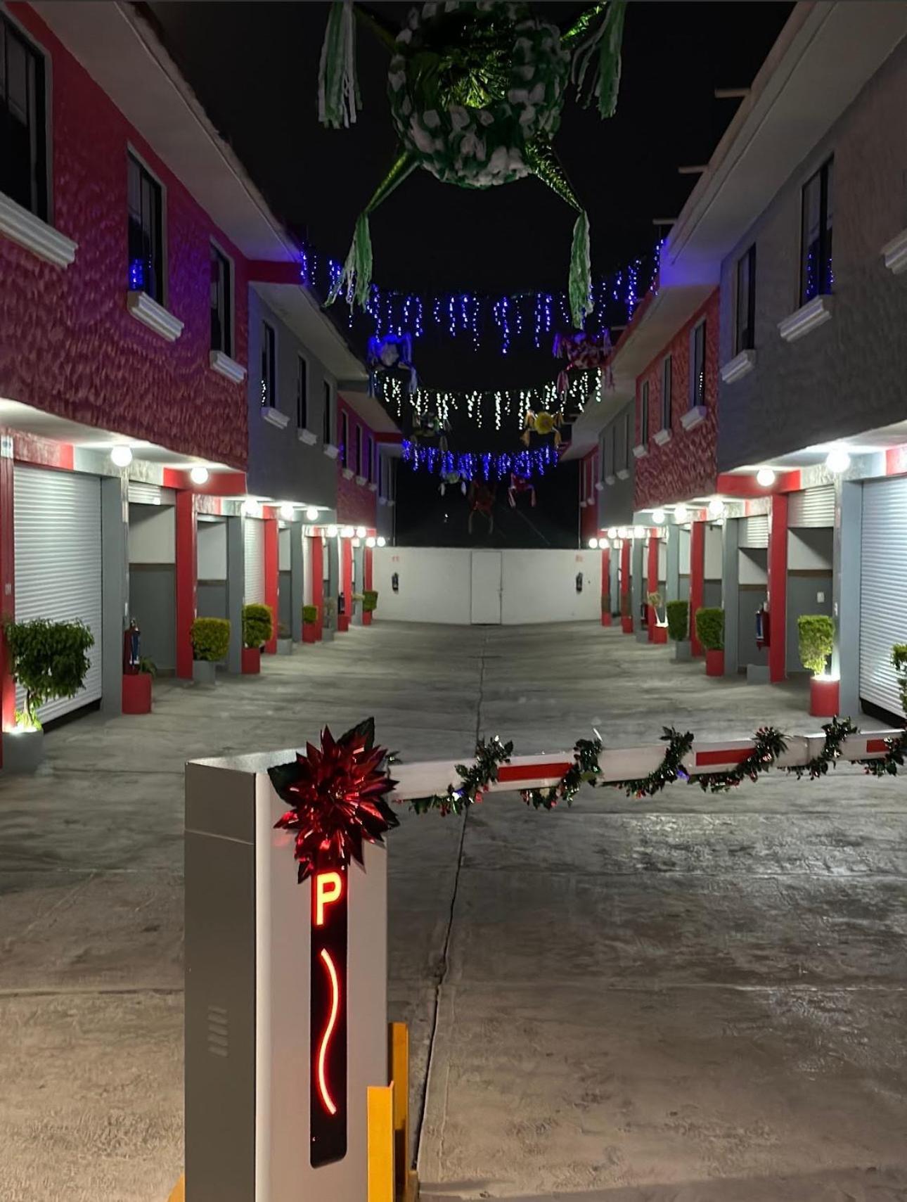 Hotel Bataclan Temixco Exterior photo